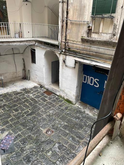 Emyesabi Lejlighed Napoli Eksteriør billede